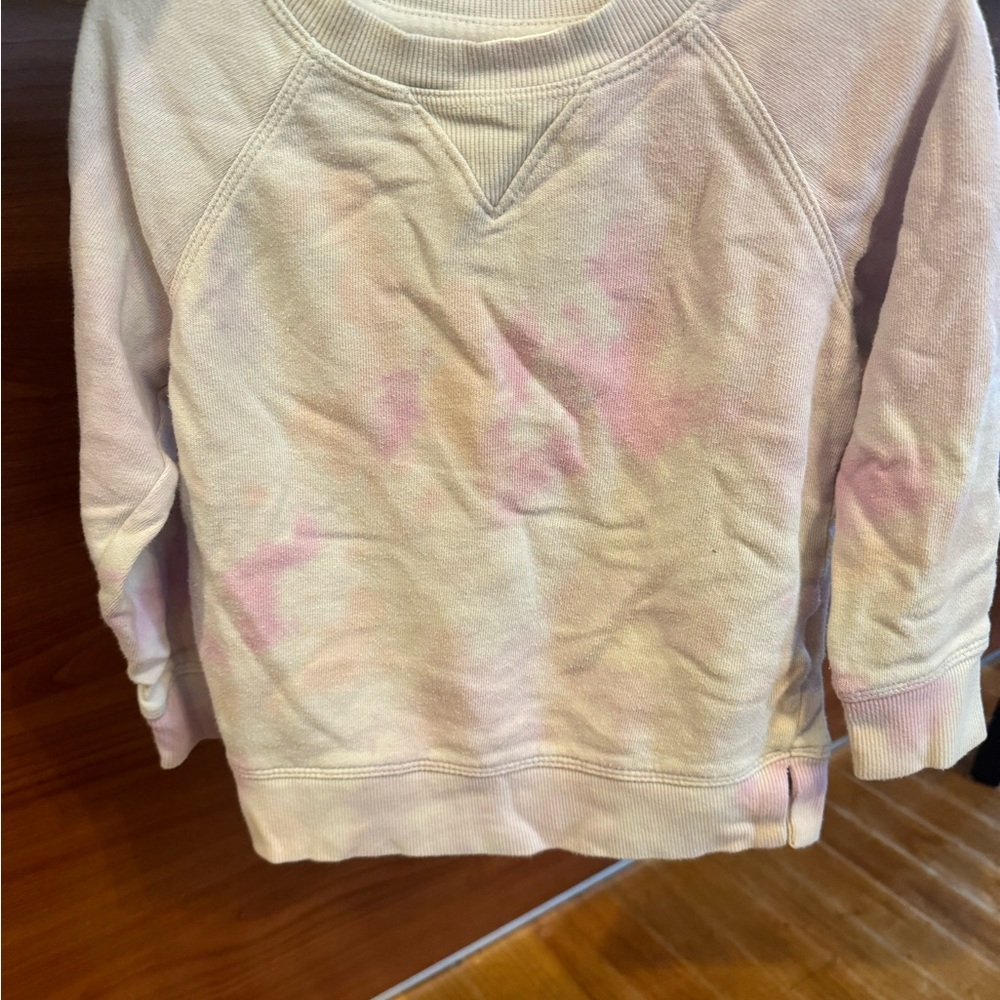 Used sweat shirt